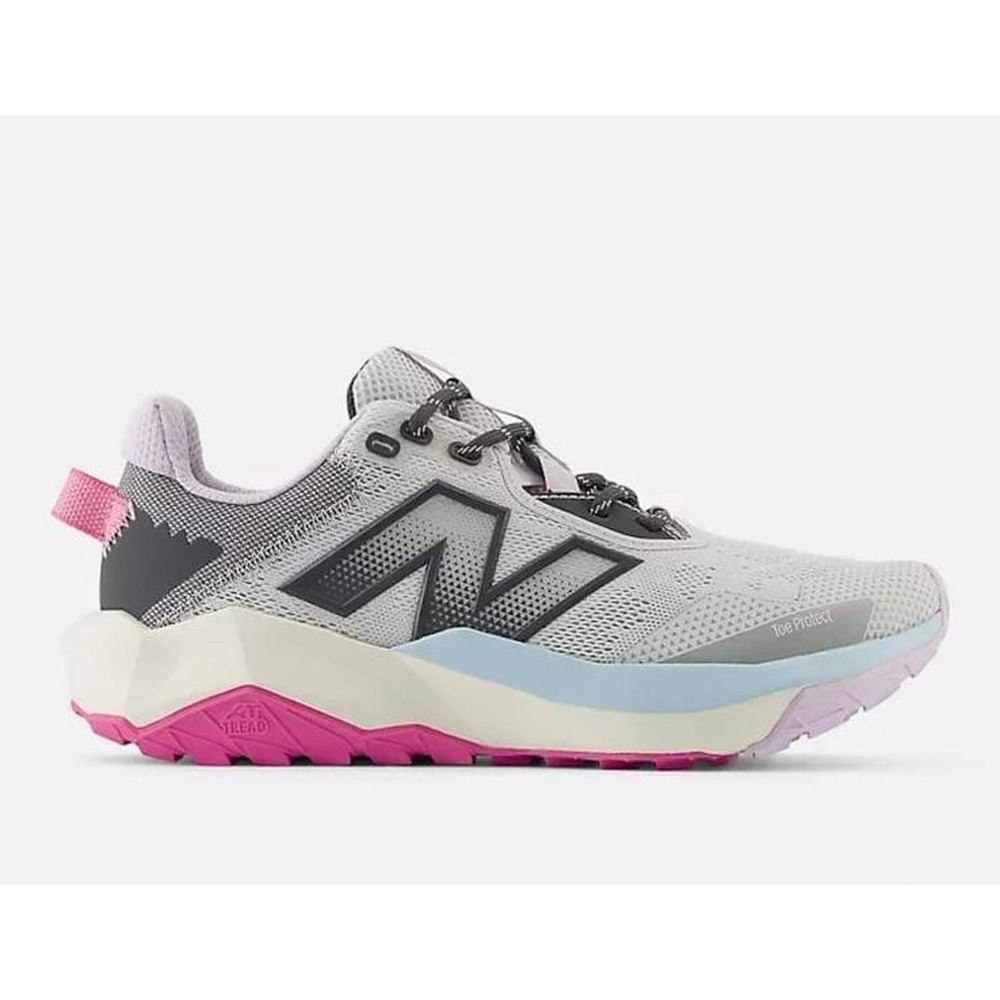 New Balance Women's Dynasoft Nitrel v6 trail running shoes size 8